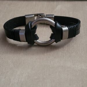 Black synthetic leather O-ring bracelet